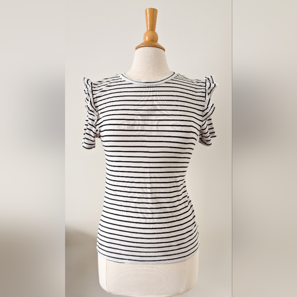 Pentagone white and black stripes tshirt MEDIUM ruffle sleeves